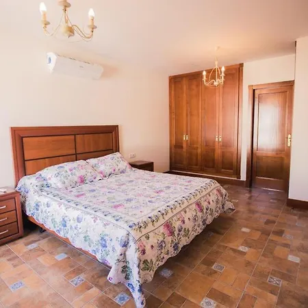 Villa Luxury First Line