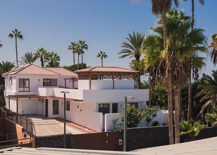 Вилла Luxury First Line