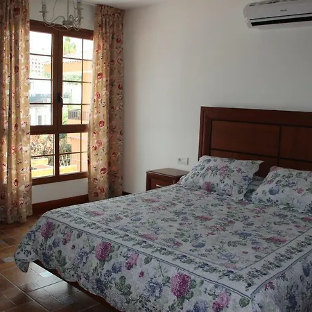 Villa Luxury First Line