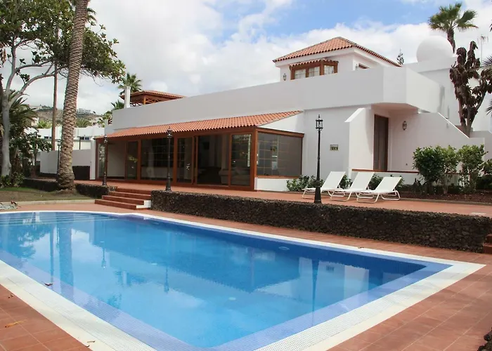 Luxury First Line Villa Playa de las Américas