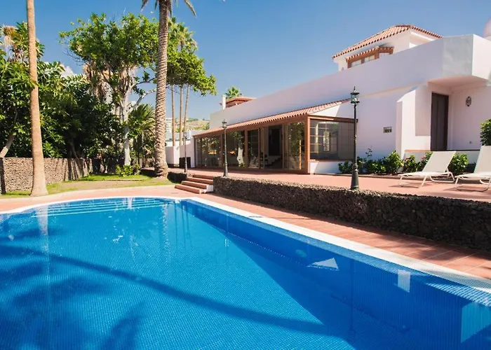 Luxury First Line Villa Playa de las Américas